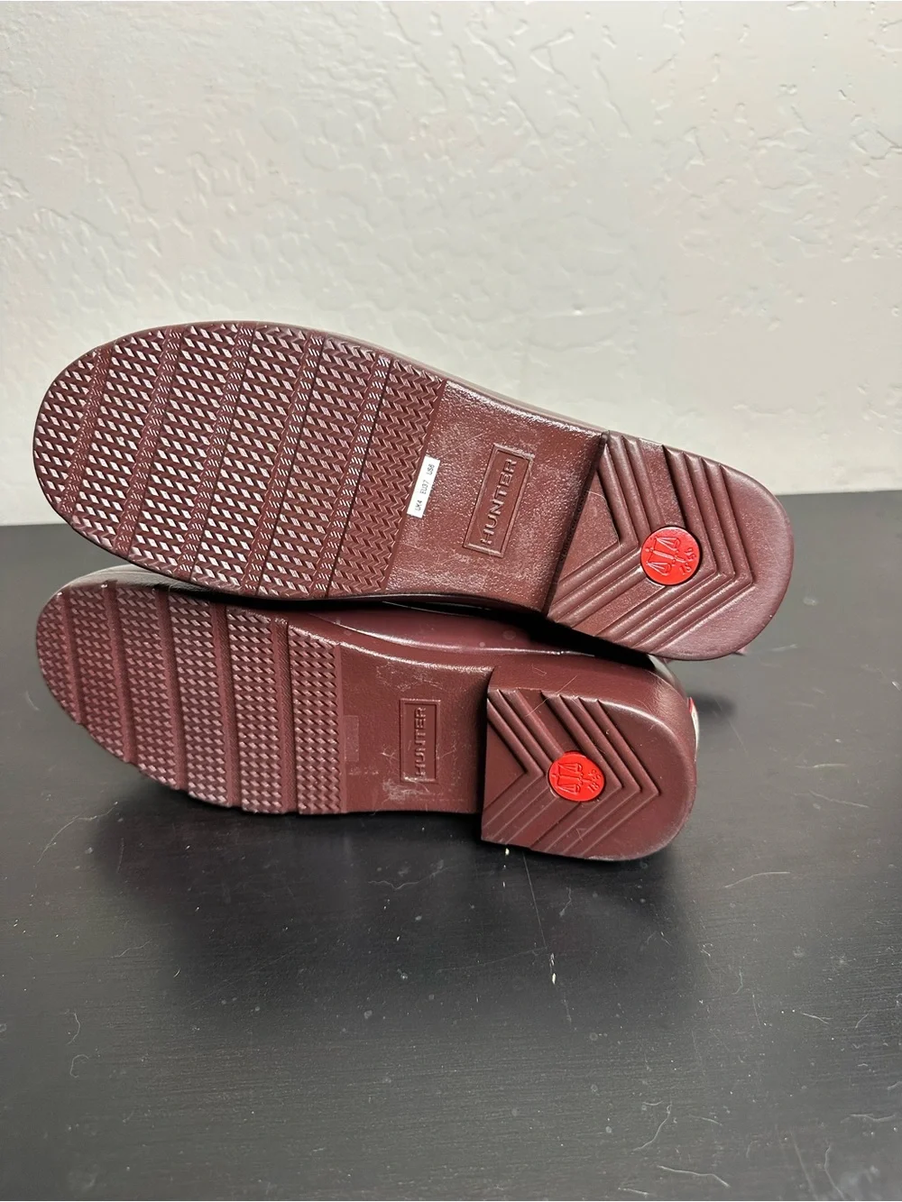 Hunter Chelsea Rain Ankle Boots in Burgundy